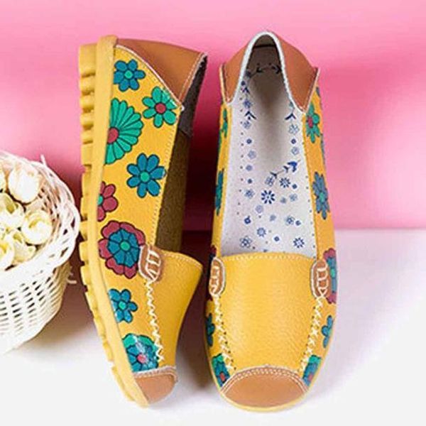New Women Leather Shoes Loafers Soft Leisure Flats Female Casual Shoes