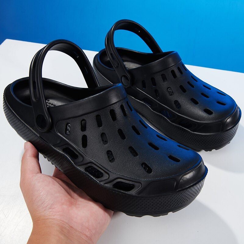 Summer Men Sandals Platform Clogs Beach Slippers Men Shoes Aqua Breathable Hollow Out Garden Slippers Foam Runners blue