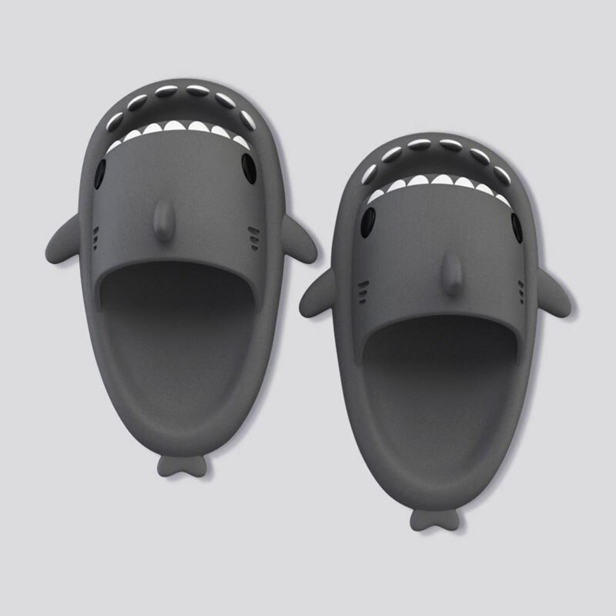 Summer Slippers Lovely Shark Shape Slides Outdoor Women Shoes Kids Children Flip Flops Men Couples Cartoon EVA