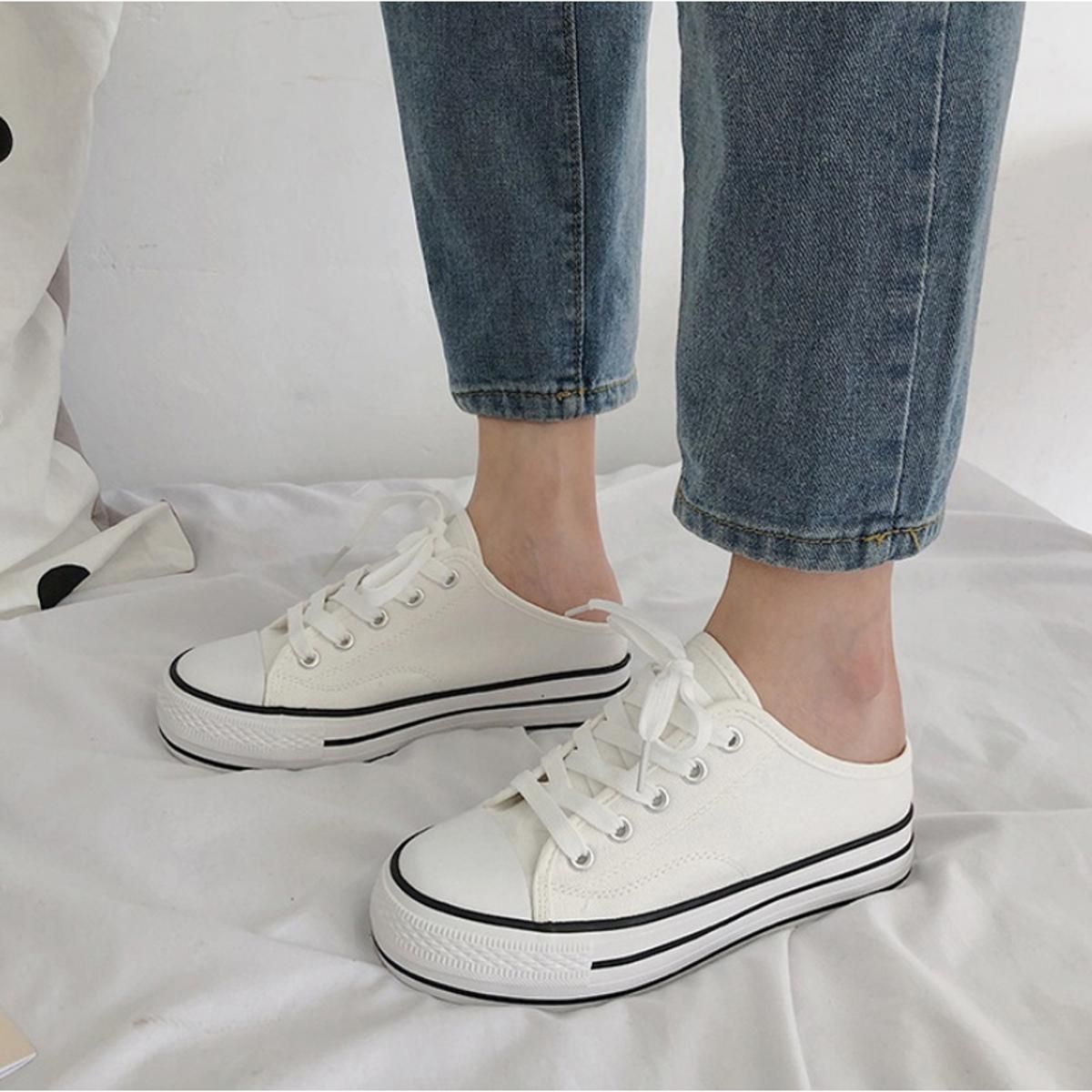 Women Canvas Shoes Inner Heightened Semi-Slipper Lazy Shoes
