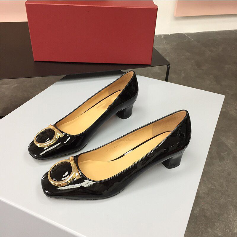 Classic Bridal Wedding Shoes Woman Metal Decoration Pumps Bowknot High Heel Chunky Heels Shoes Ladies Dress Pumps
