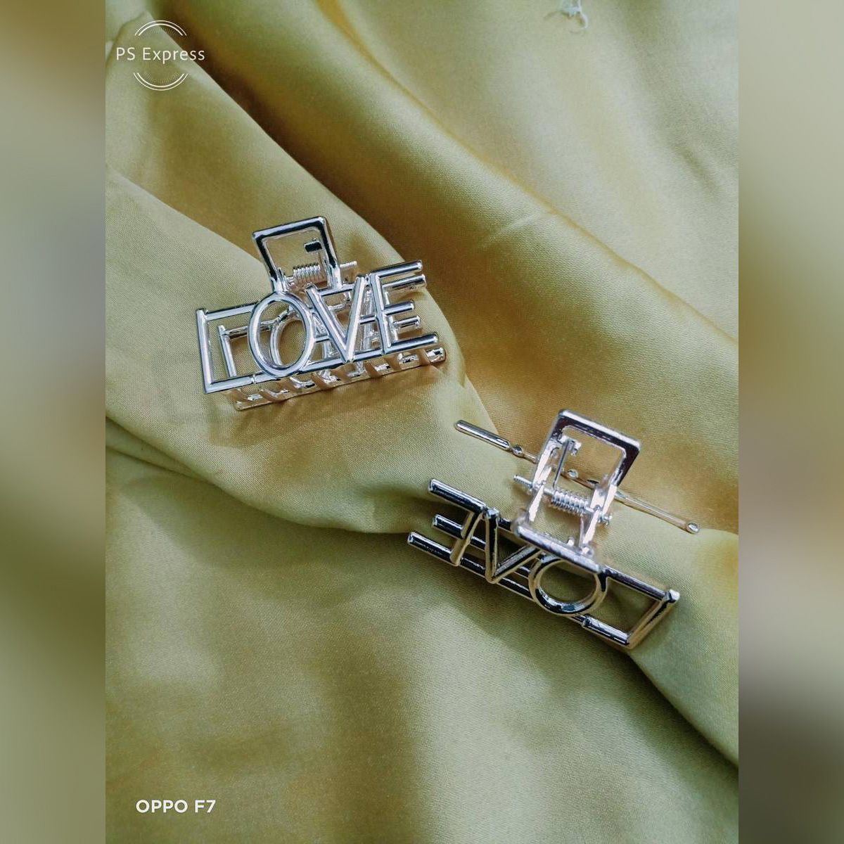 1 pieces  Hair clips For women