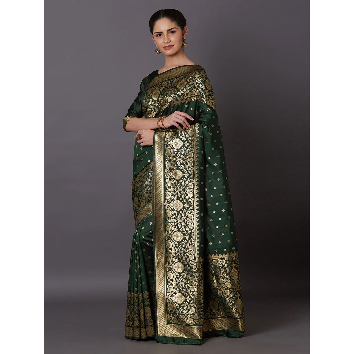 Latest Designed Exclusive Silk Saree With Blouse Piece For Women saree36