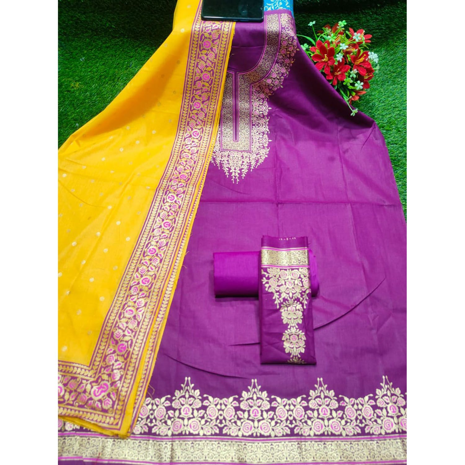 New Stylish Unstitch Cotton screen Printed Shalwar Kameez for women