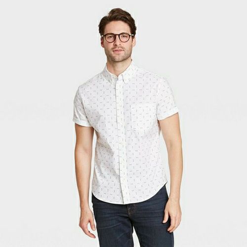 Men's standard fit knit short sleeve button-down-shirt