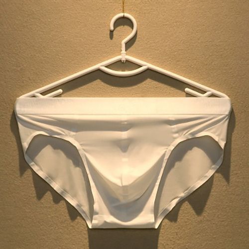 Men's Ice Silk Briefs Men's Seamless Fashion Cool Quick-Drying Thin Breathable Transparent Sexy Bottom Solid Underpants