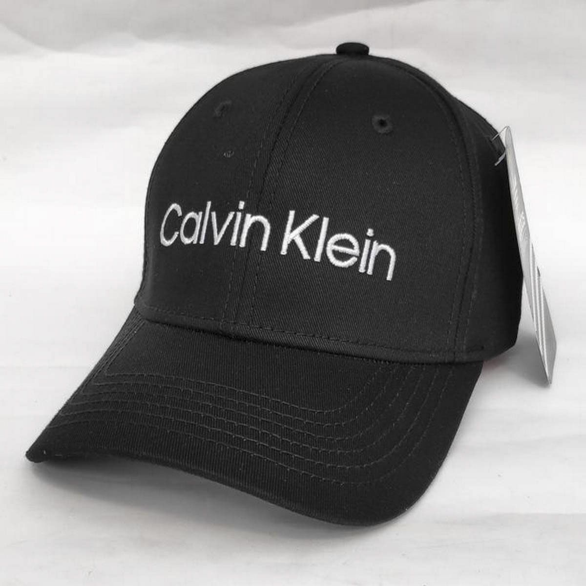 Black Big Logo Embroidery Curved Baseball Cap For Men