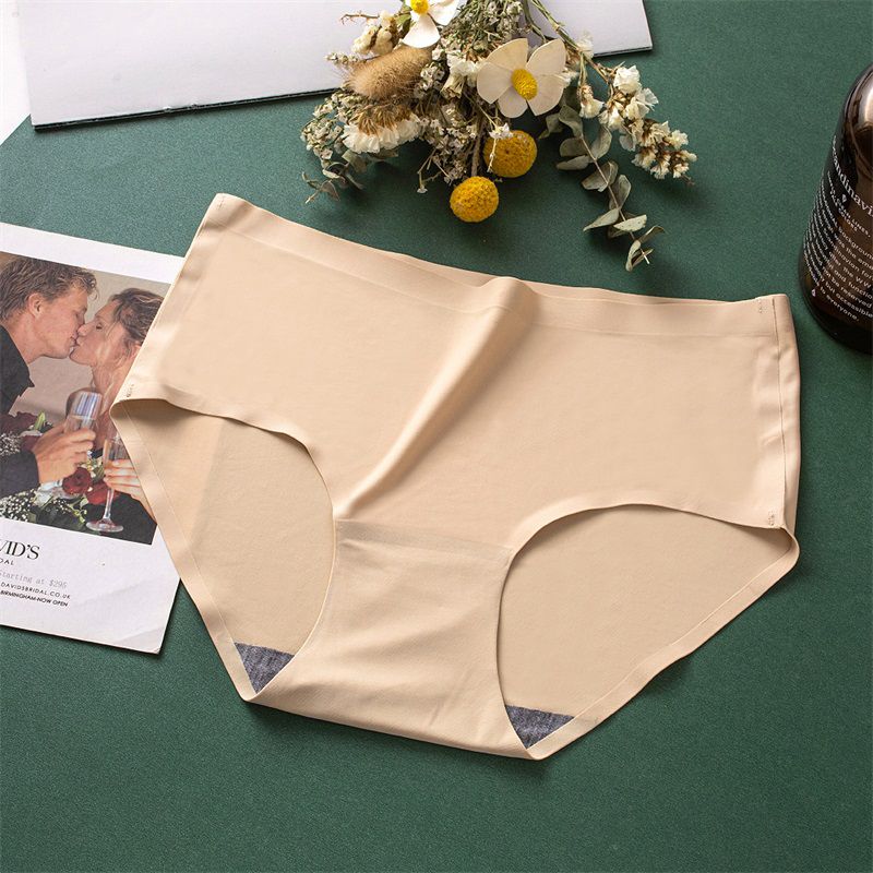 [CMENIN Girls]1pcs Fashion Ice Silk Women's  Panties Breathable Brief Ladies Underwear PantyP0147