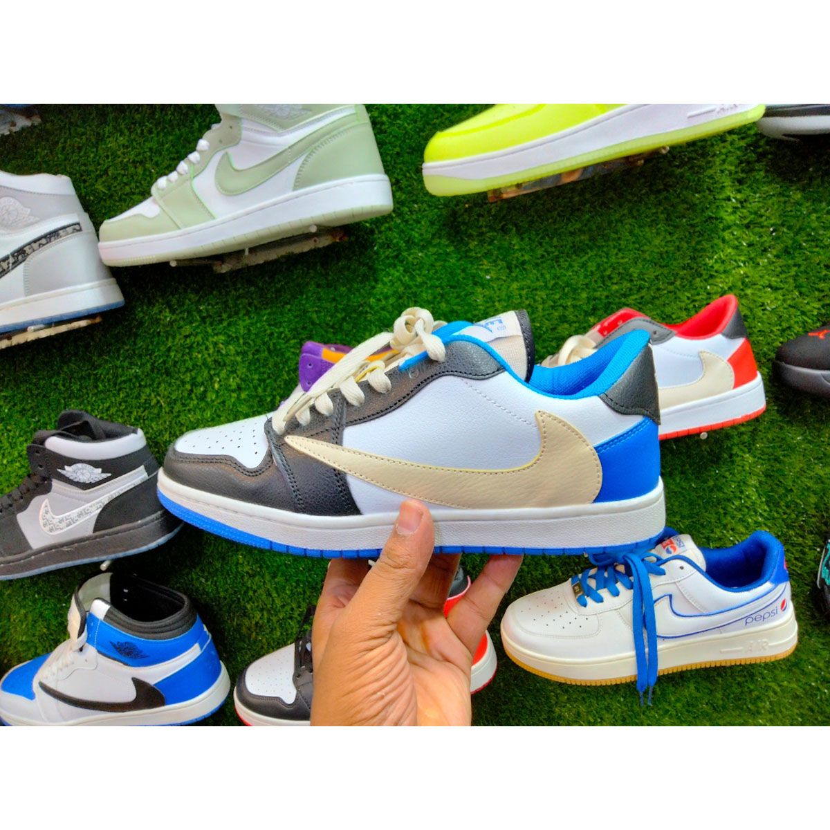 Air Jordan 1 Low
