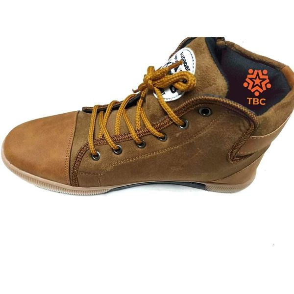 Boot converse sneakers fabrical leather lace up breathable shoes for man with material rubber sool and vans model breathable neck design