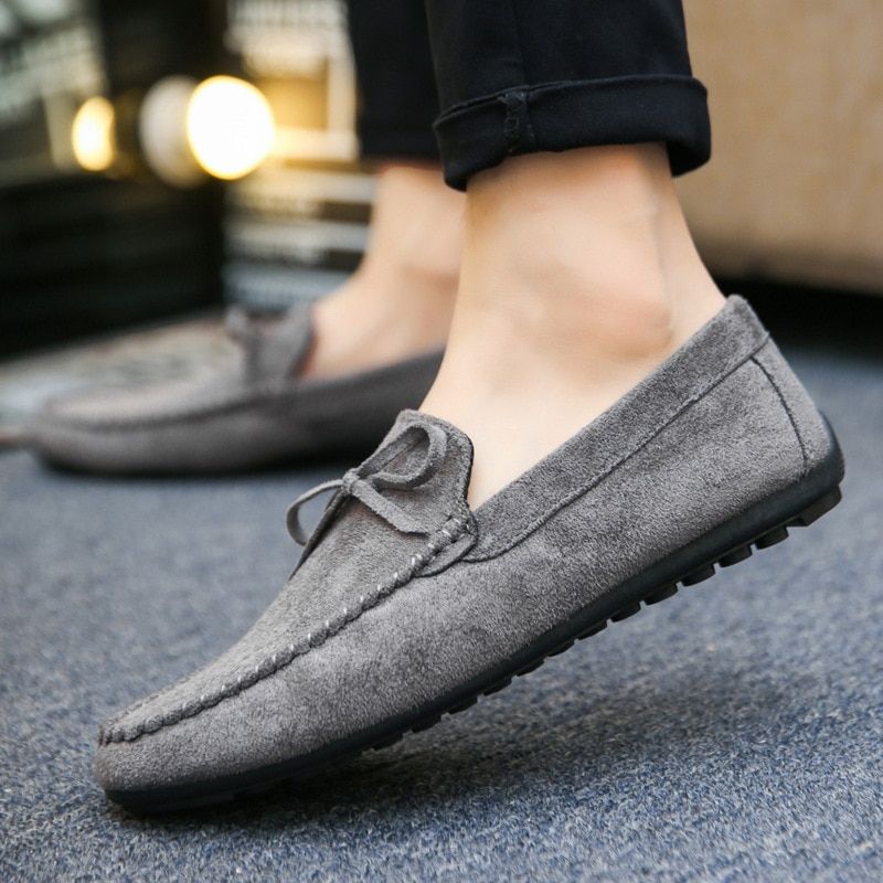 Spring Summer NEW Men's Loafers Comfortable Flat Casual Shoes Men Breathable Slip-On Soft Leather Driving Shoes Moccasins