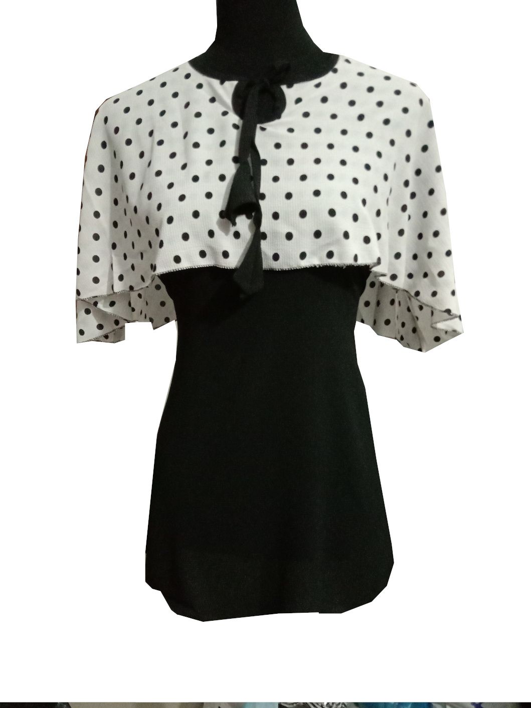 Short tops for women