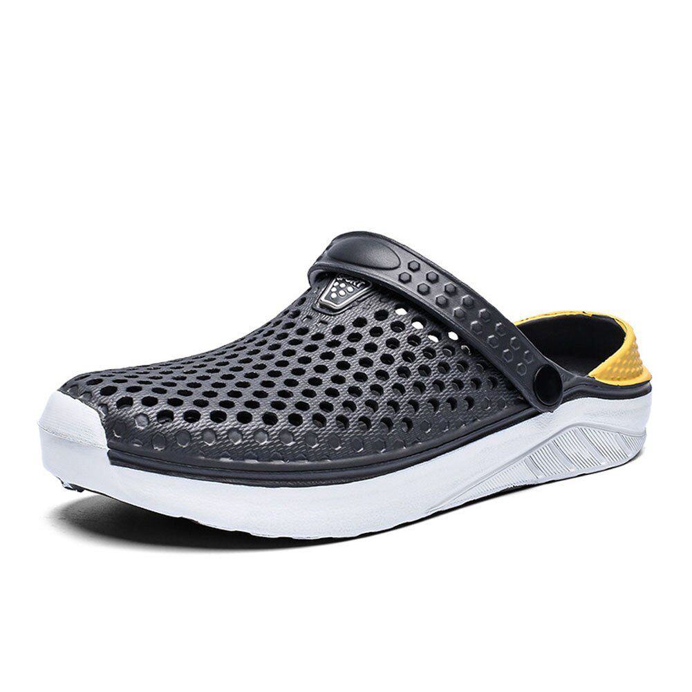 Breathable Beach Slippers Lightweight Women Shoe EVA Non-slip Uni Shoe Summer Men Shoes Hollow Out Waterproof Couple Sandals