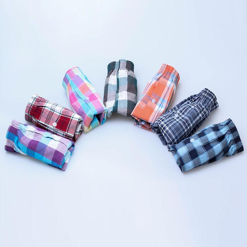 1PC Sports Cotton Breathable Boxer Underwear Plaid Short Pants For Man Men Full-cotton Loose Air-breathable Comfortable Large-Size Beach Shorts Home Pants (Random Color)