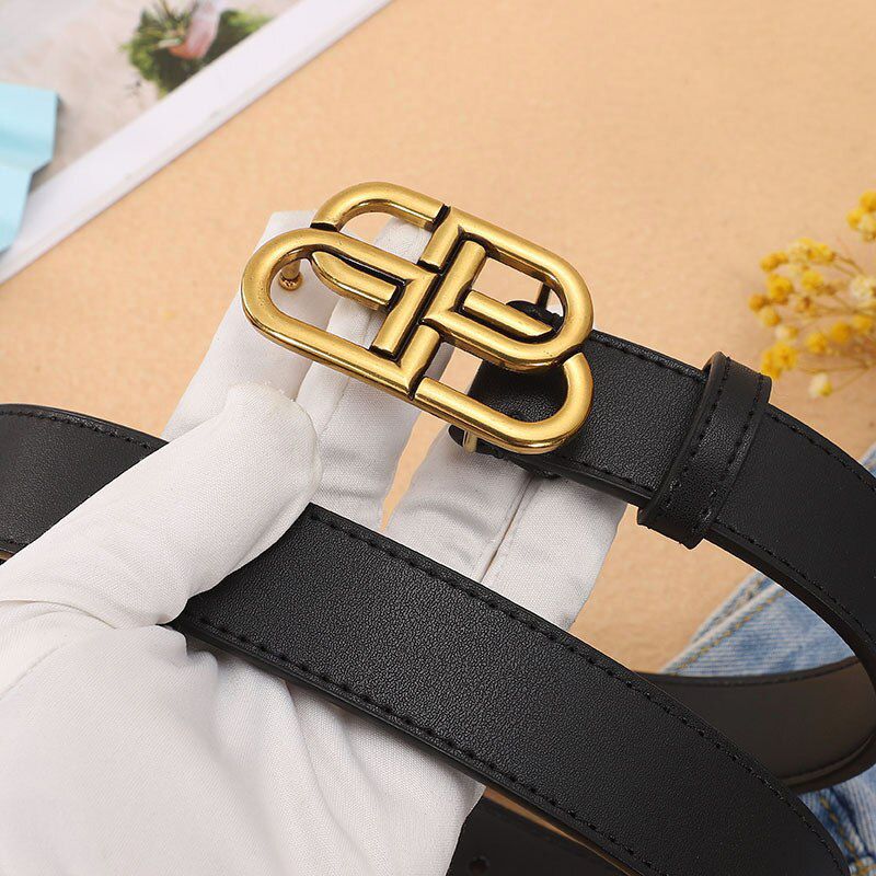 Fashion Women Leather Belt Luxury Design Female Casual Belts Metal Buckle Adjustable Dress JeansWaist Belts