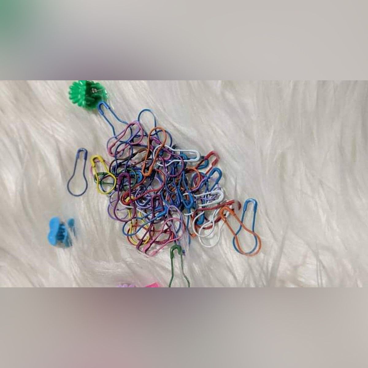 100 পিস বিভিন্ন রঙের ছোট সাইজের ধাতব কয়েল ছাড়া হিজাব সেফটি পিন