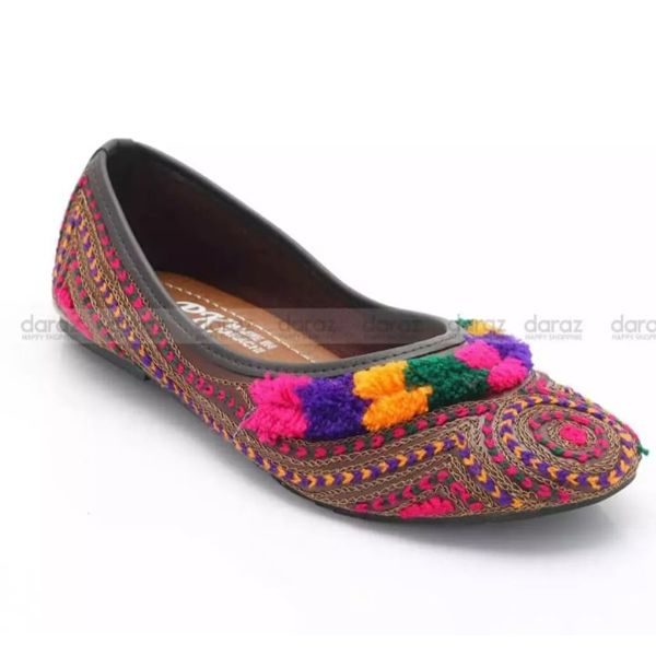 Fashionable Premium design Ladies Flat Slipper Sandals for Girls