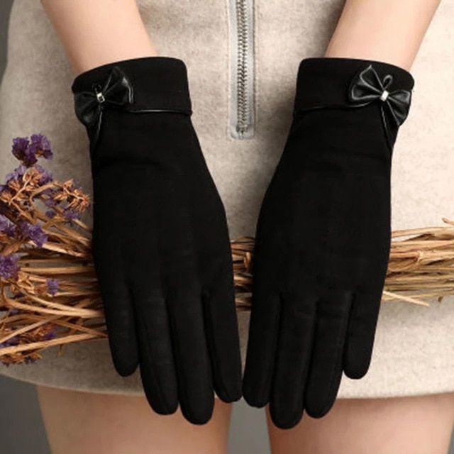 High Quality Fashion Elegant Women Touch Screen Glove Winter Female Lace Warm Cashmere Full Finger Mittens Wrist Guantes 16E