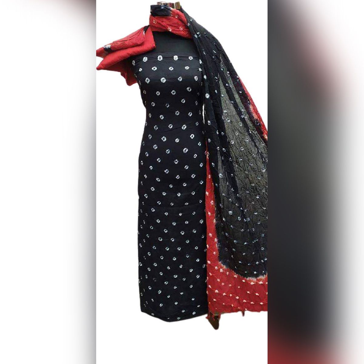 Un-Stitched Chunri Batik Glorious Cotton Three Piece Salwar Kameez For Women