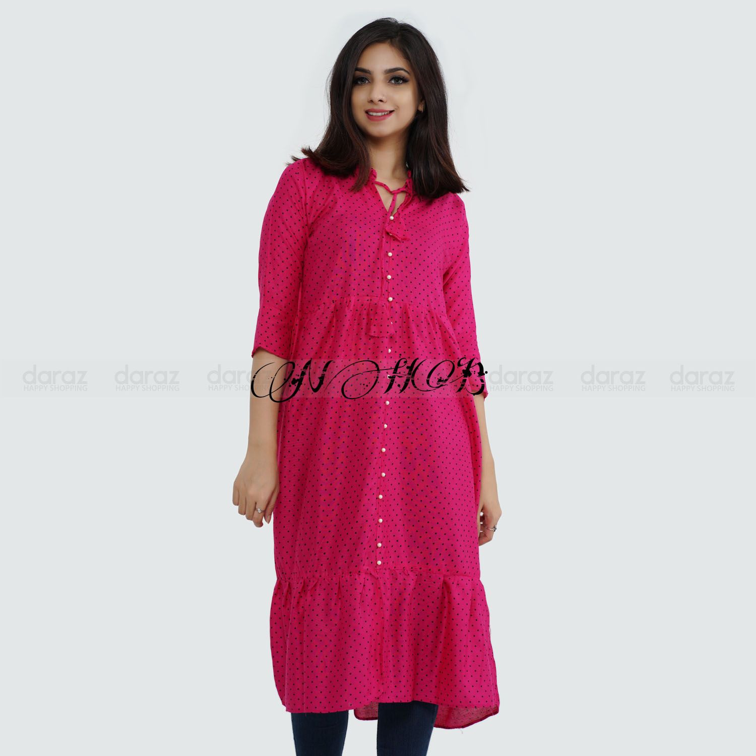স্টাইলিশ এবং ফ্যাশনেবল মহিলাদের কামিজ