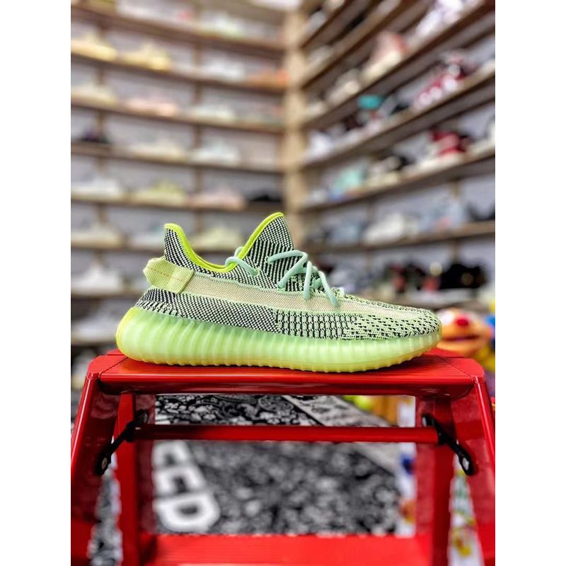 High-Quality Men's shoes Breathable Lightweight Summer Coconut Shoes Casual Shoes Classic Uni Soft Casual Shoes