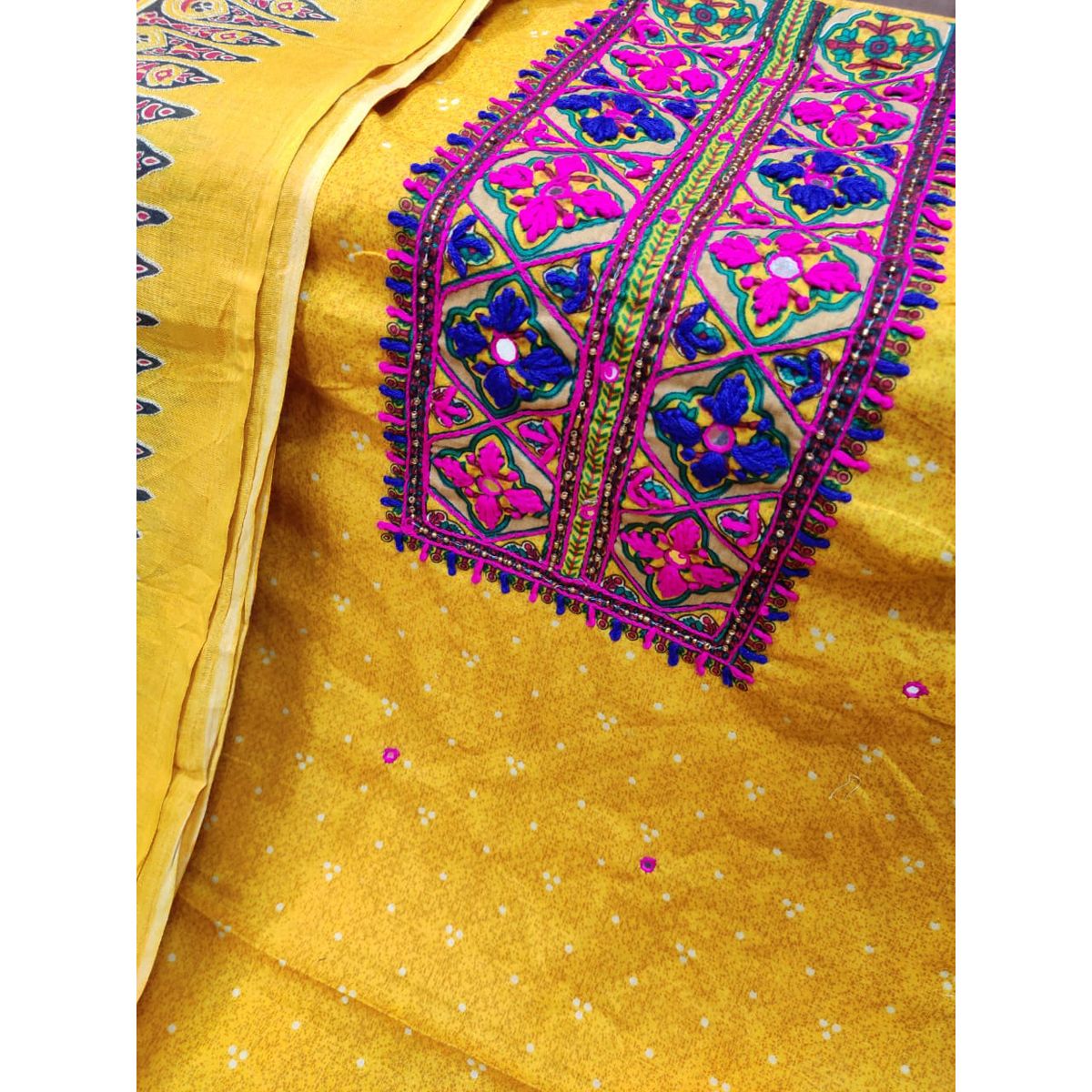 Unstitched Three Piece Cotton Salwar Kameez For Women-ইন্ডিয়া দিল্লি  বুটিকস