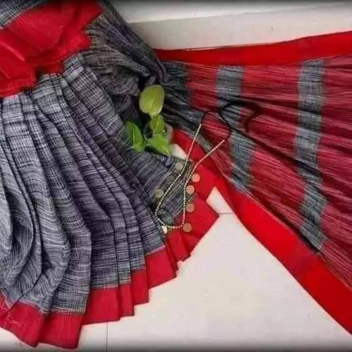 Jhorna Saree For Women Red Ash