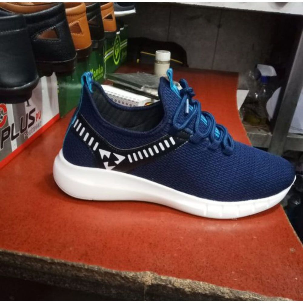 New High Trendy Shoes For Man With High Quality Fabrics And Breathable Outdoor Sport Sneakers Lightweight Air Mesh Men Shoes