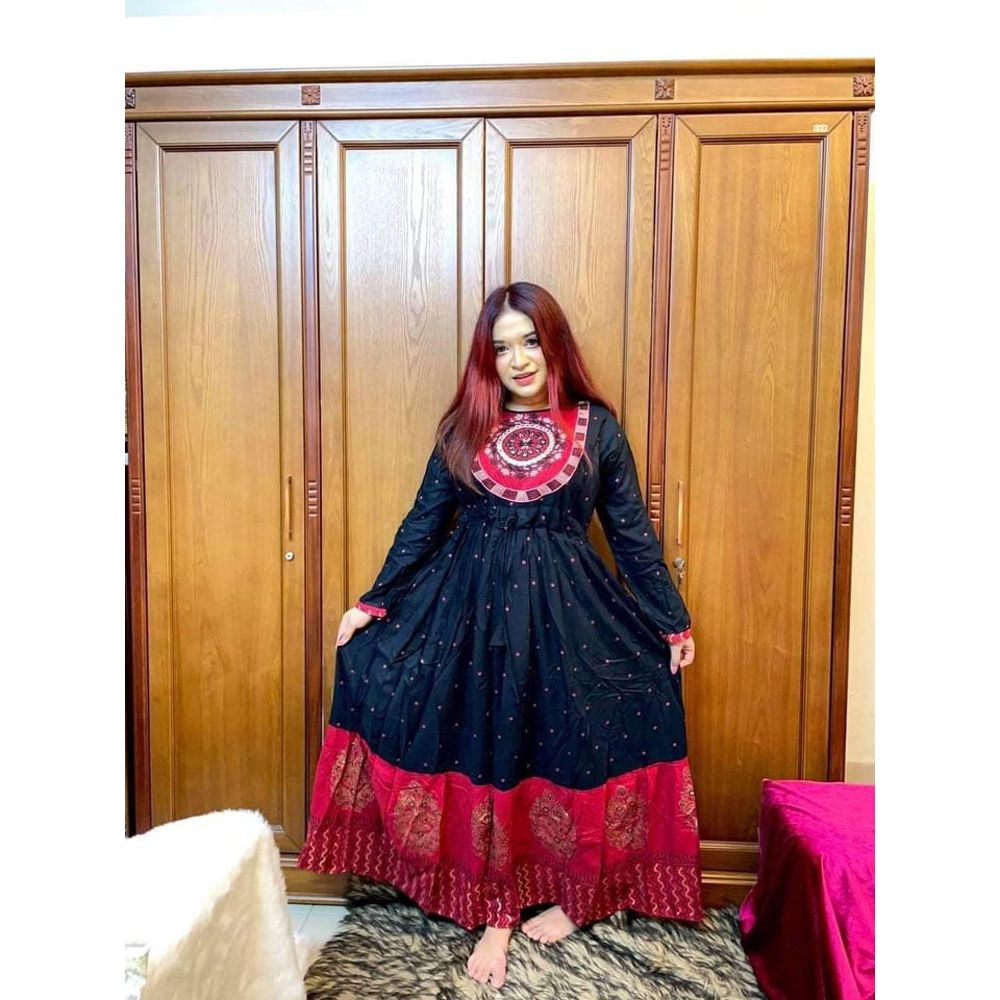 অ্যামব্রয়ডারি কাজ করা নতুন এক্সক্লুসিভ লম্বা কুর্তি, ডিফেরেন্ট কুর্তি, চীন লিলেন কাপড়, মহিলা/মেয়েদের জন্য দীর্ঘ 1 পিস কুর্তি - Tops For Girls Long Kurti