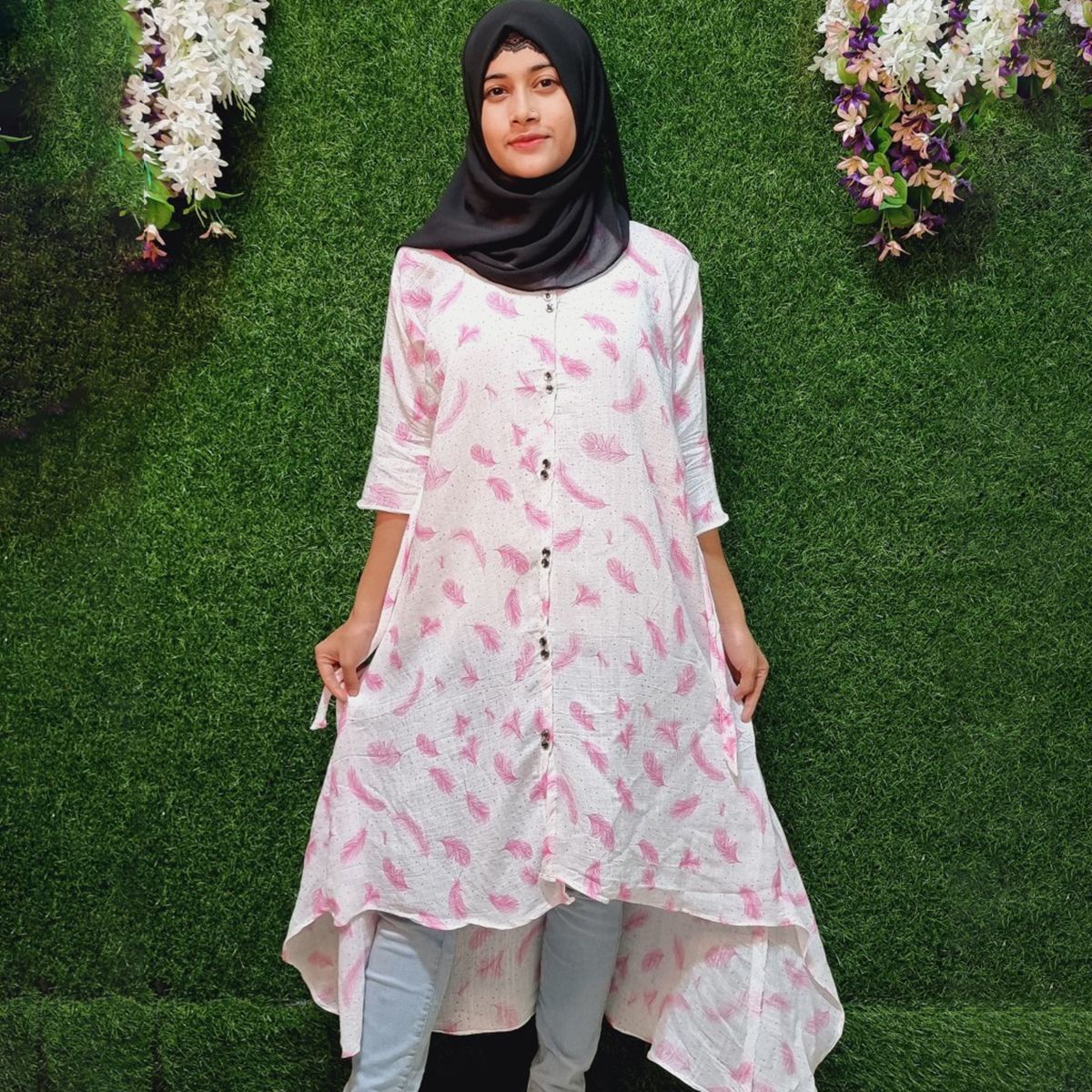 Women Stylish New Exclusive Design Kurti (One Piece)