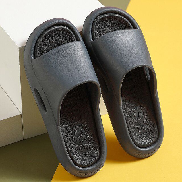 Women Outside Slippers Summer Runway Shoes EVA Soft Thick Sole Non-slip Outdoor Women Slides Pool Beach Sandals Indoor Bath