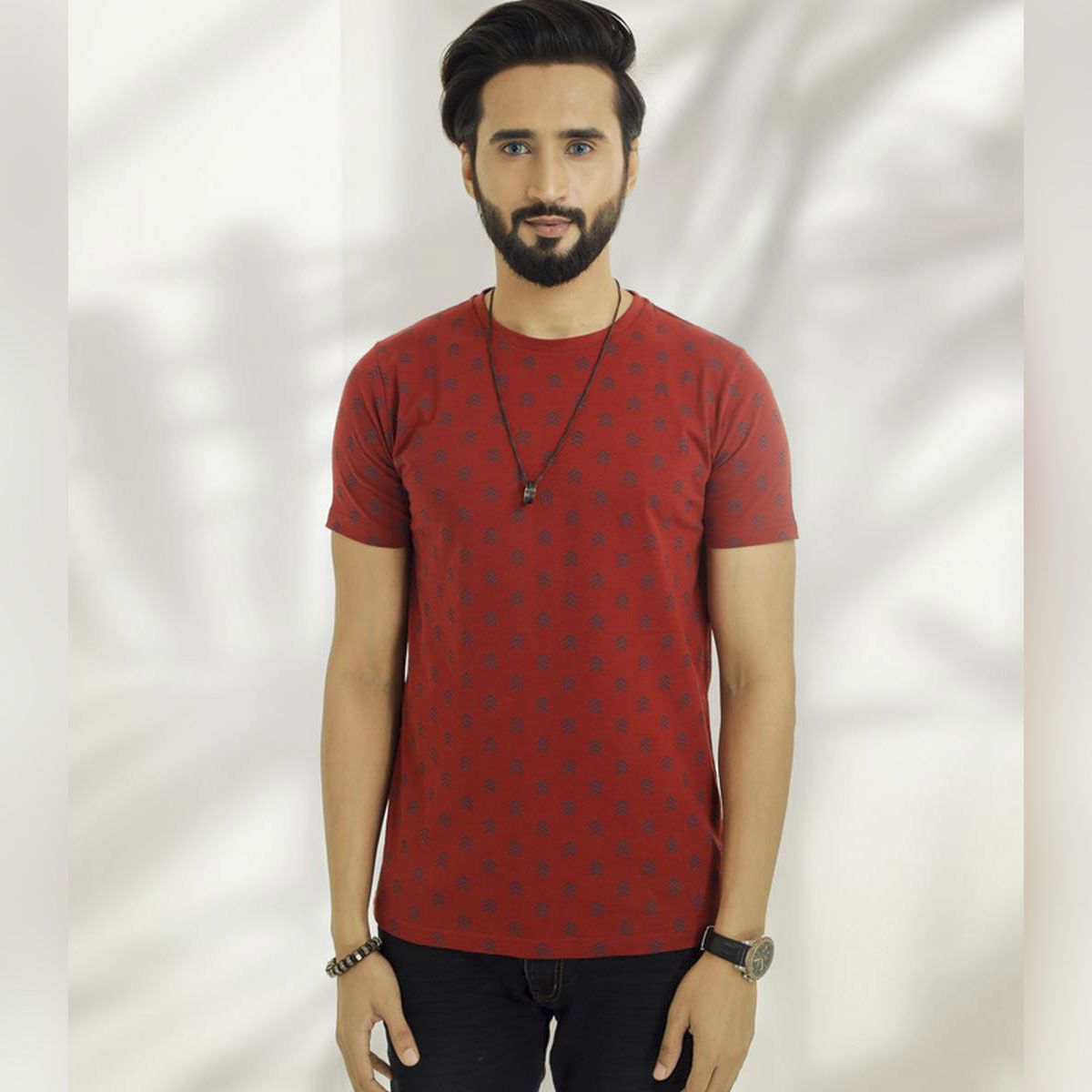 Masculine Maroon All Over Printed Round Neck T-shirt for Men