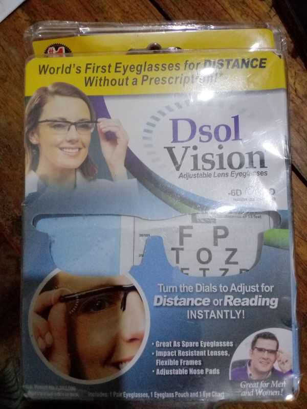 adjustable lens eye glass