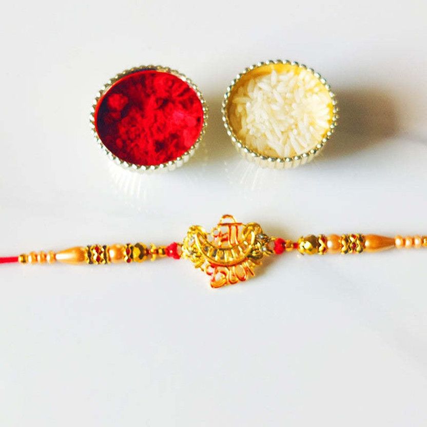 Chawal Roli Pack Set  (Rakhi comes with 2 Pc Pooja Thread and Tilak set ( Roli Chawal ))