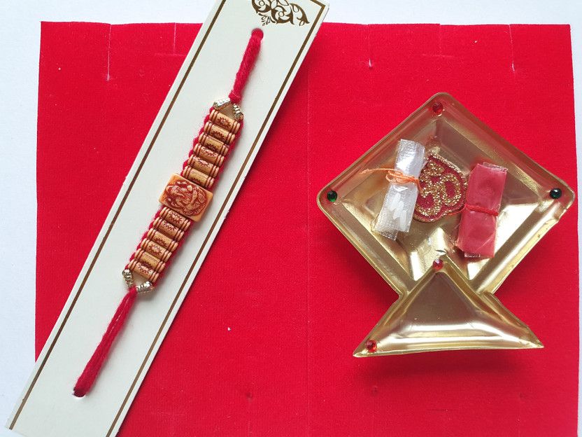 Chawal Roli Pack, Rakhi Set  (1 Rakhi , 1 Roli Chawal , 1 Thali)