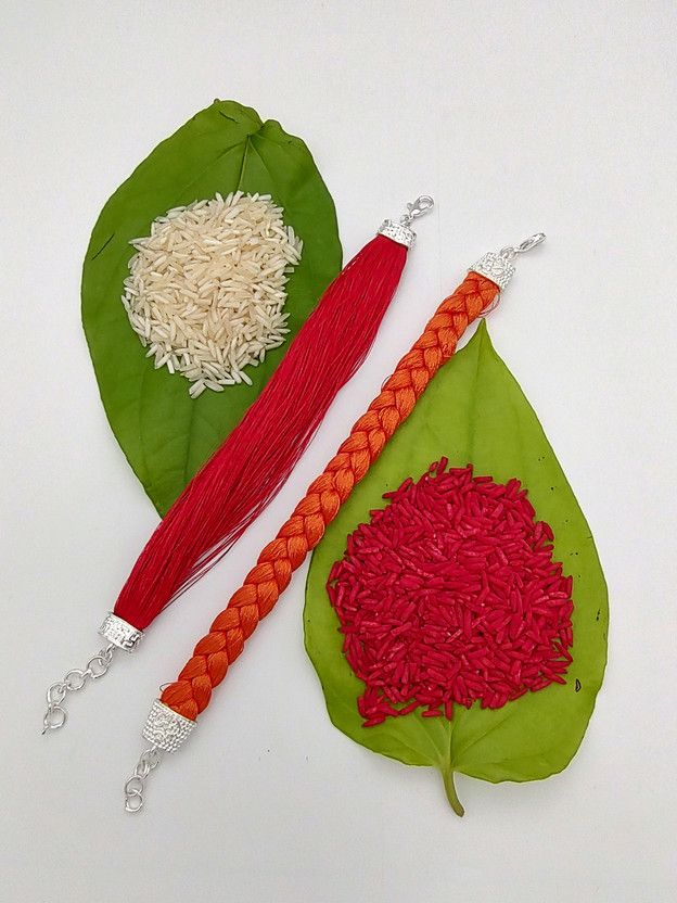 Chawal Roli Pack, Rakhi Set  (RP-RC-COMBO2-RED-ORANGE THREAD RAKHI)
