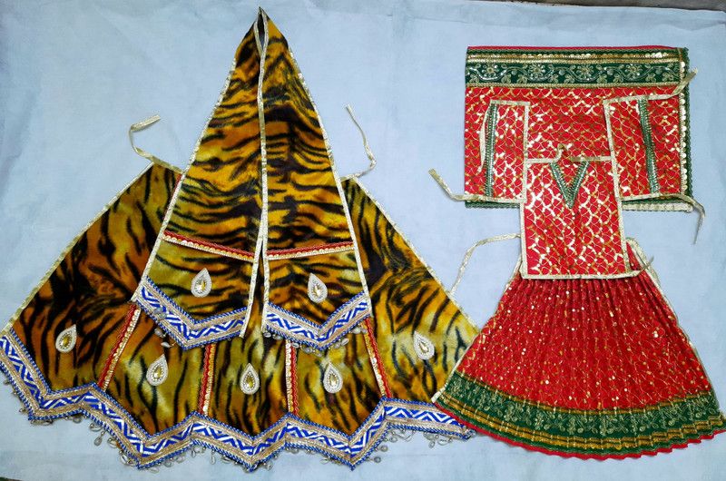 RKDH PARVATHI Dress  (Velvet, Silk)