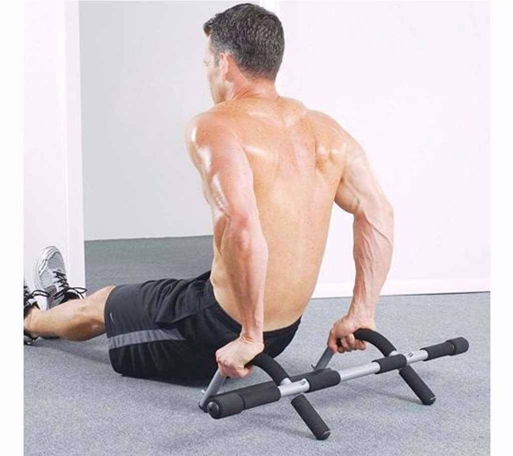 GYM UPPER BODY WORK OUT BAR