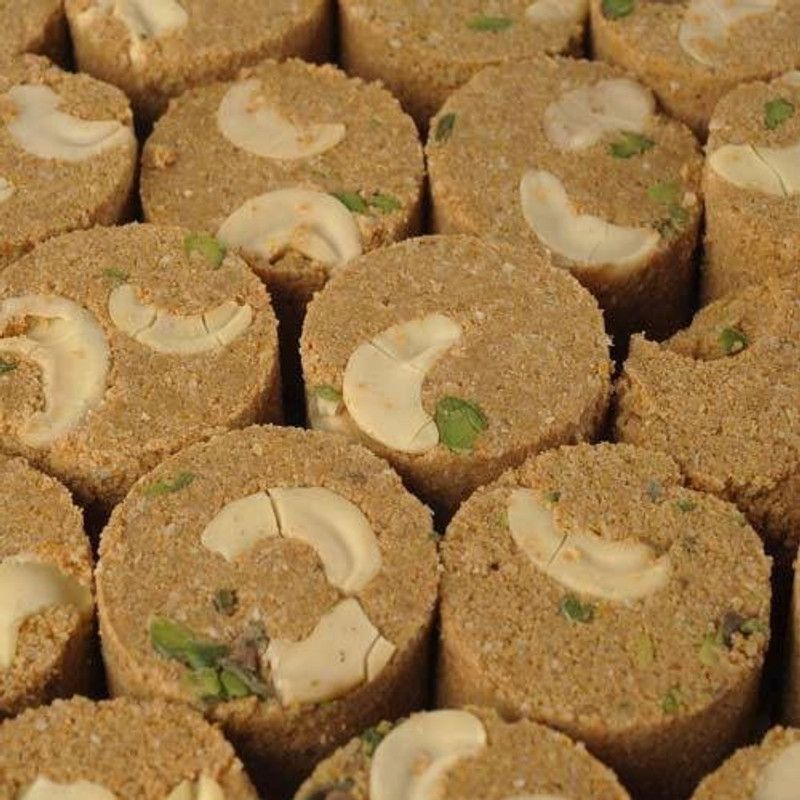 Sahu Gajak Bhandar Cham Cham Gajak Sweets 500gm | Til Barfi Sesame Indian Sweets Box  (500 g)