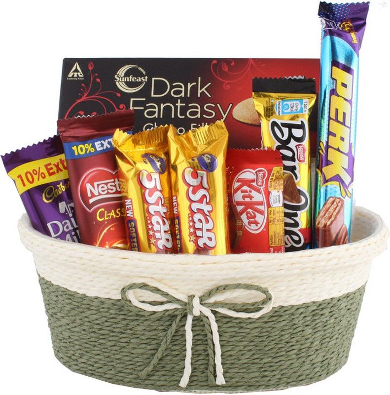 SurpriseForU Chocolate Gift | Chocolate Gift Hamper With Basket Combo  (Basket-Nestle-5Star-BarOne-Perk-Dairy-Kitkat-DarkFantasy)