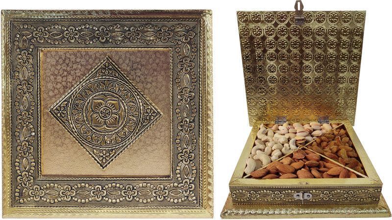 Evergreen Farms Handcrafted Elegant Lotus Carvings Enameled Dry Fruits Gift Box Combo with Cashews Almonds Pistachios and Golden Raisins(50 Grams Each-Total 200 Grams) Assorted Nuts  (200 g)