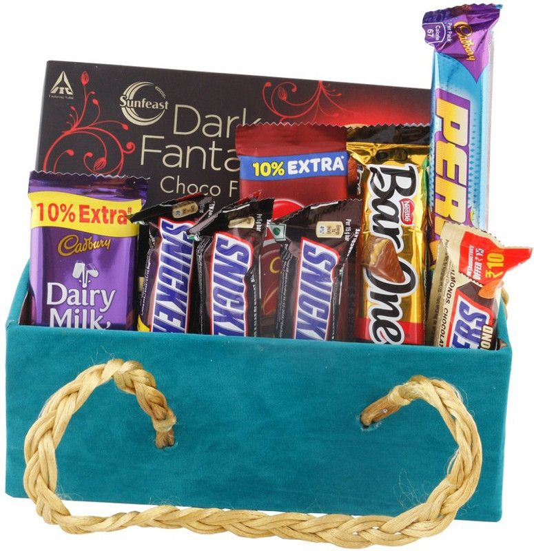 SurpriseForU Chocolate Gift | Chocolate Basket Combo  (Basket-Nestle-DarkFantasy-Dairy-Perk-BarOne-SnickersAlmond-Snickers)