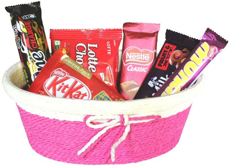 SurpriseForU Chocolate Gift | Premium Chocolate Gift With 6 Pieces Chocolate Combo  (Basket-NestleClassic-Lotte-BarOne-Kitkat-DairyMilkF&N-Munch)
