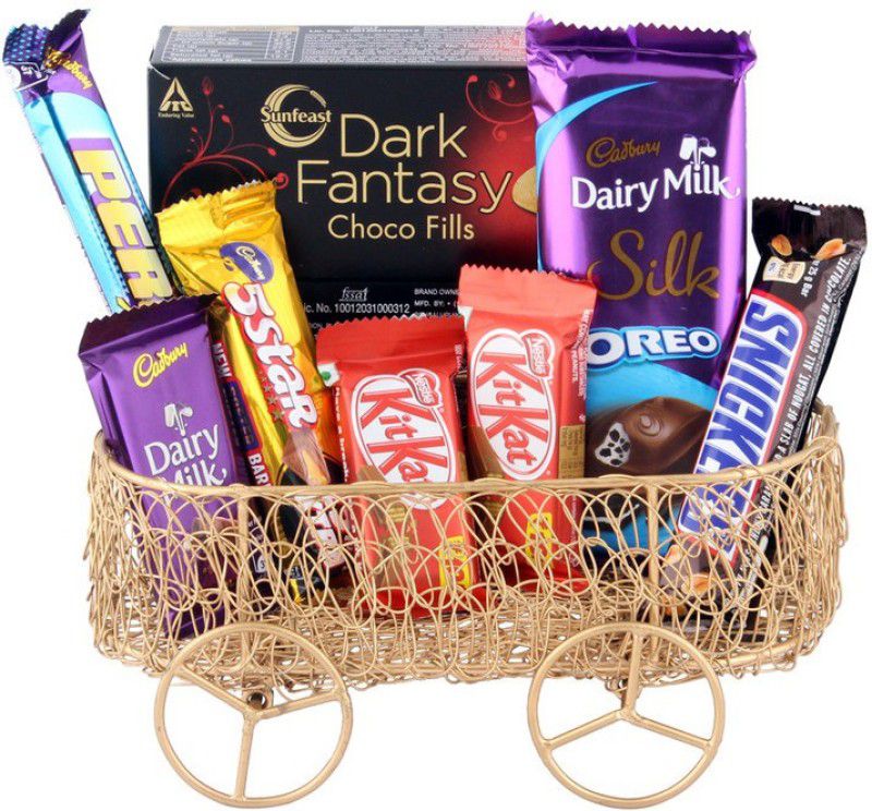 SurpriseForU Chocolate Basket Gift With Tasty Kitkat | Chocolate Gift Combo  (233g)