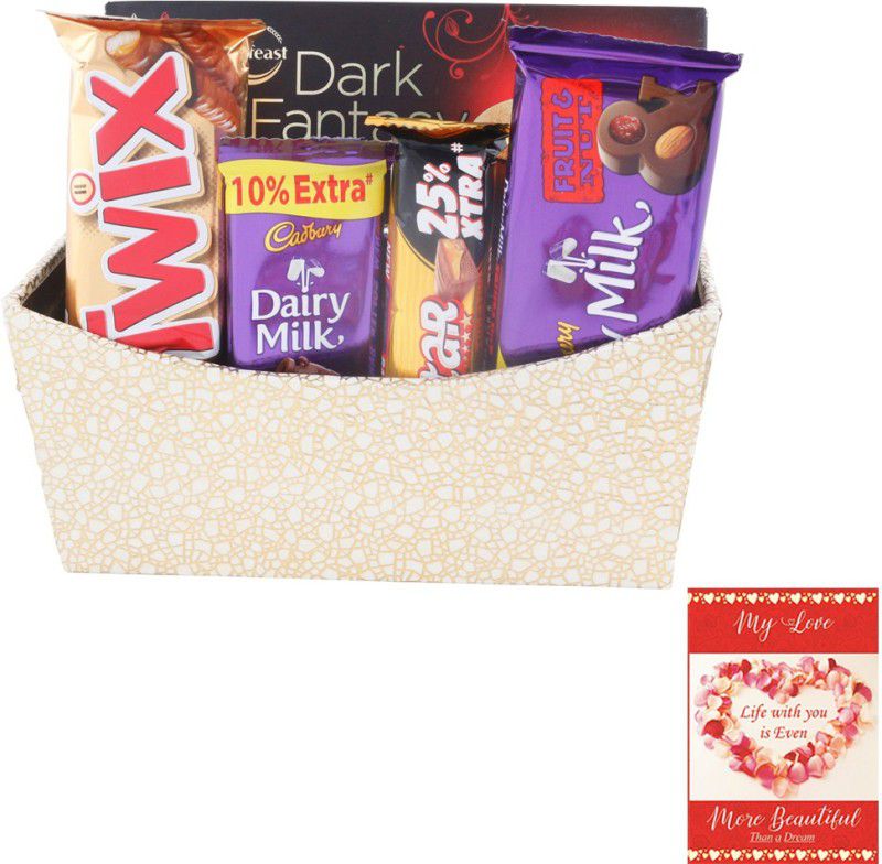 Cadbury Premium Chocolate Celebration With Golden Wooden Basket| Chocolate Gift for Valentine |1 | 258 Combo  (1 Designer Basket, 1 5Star (25g), 1 Dairy Milk (13.2g), 1 Dark Fantasy (75g), 1 Twix (50g), 1 Dairy Milk Fruit & Nut(36g), 1 Love Card)