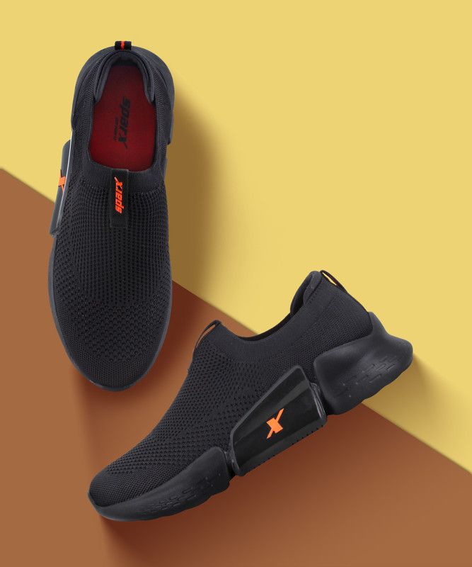 SM-708 Walking Shoes For Men  (Black, Orange)