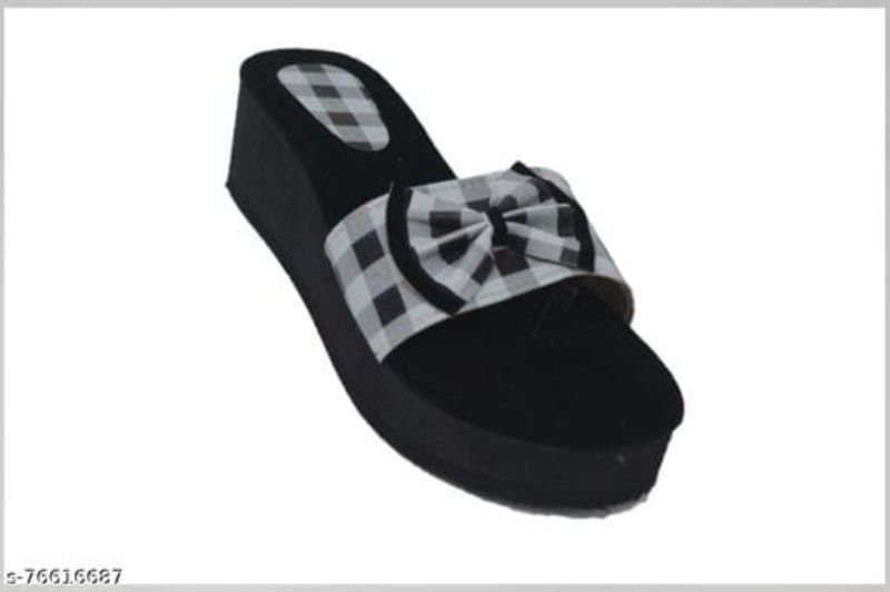 Women White, Black Wedges