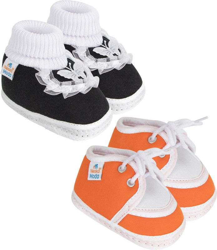 Neska Moda 6 To 12 Months Baby Boys & Baby Girls Pack of 2 Pair Cotton Butterfly & Lace Booties  (Toe to Heel Length - 12 cm, Black, Orange)