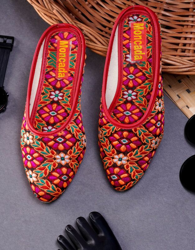 Ethnic Floral Print Mule For Wedding & Partywear Slip On For Women  (Red)