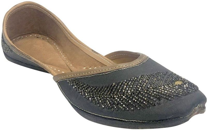 Ladies Dark Grey Designer Punjabi Jutti Ethnic Mojari Handmade Formal Jooti Jutis For Women  (Grey)